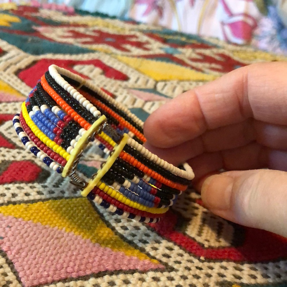 Beaded bangle bracelet